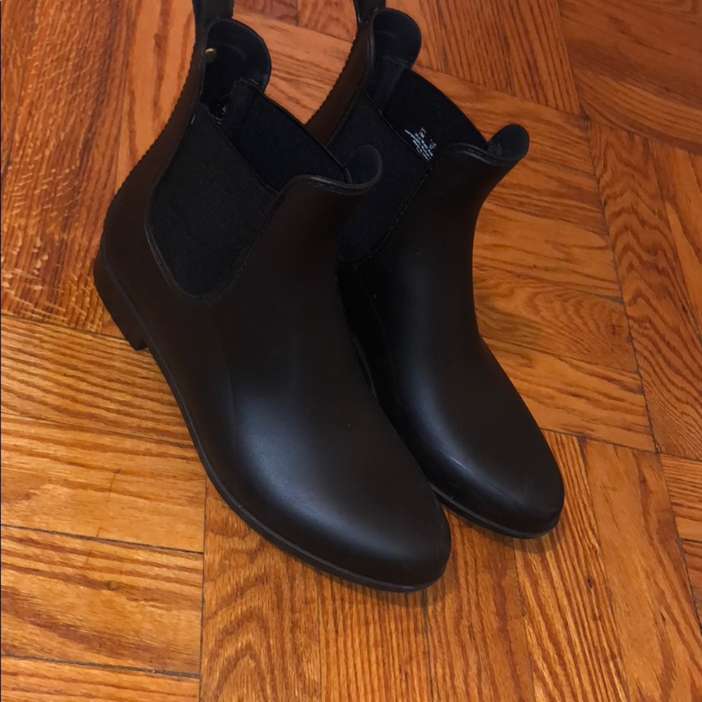 Sam Edelman black matte Chelsea rain boot size 7